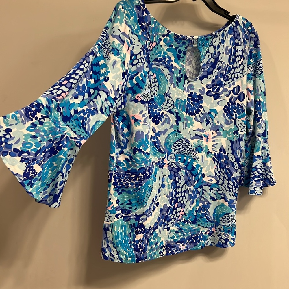 Lilly Pulitzer Blue Patterned Women's Top - Picture 2 of 4